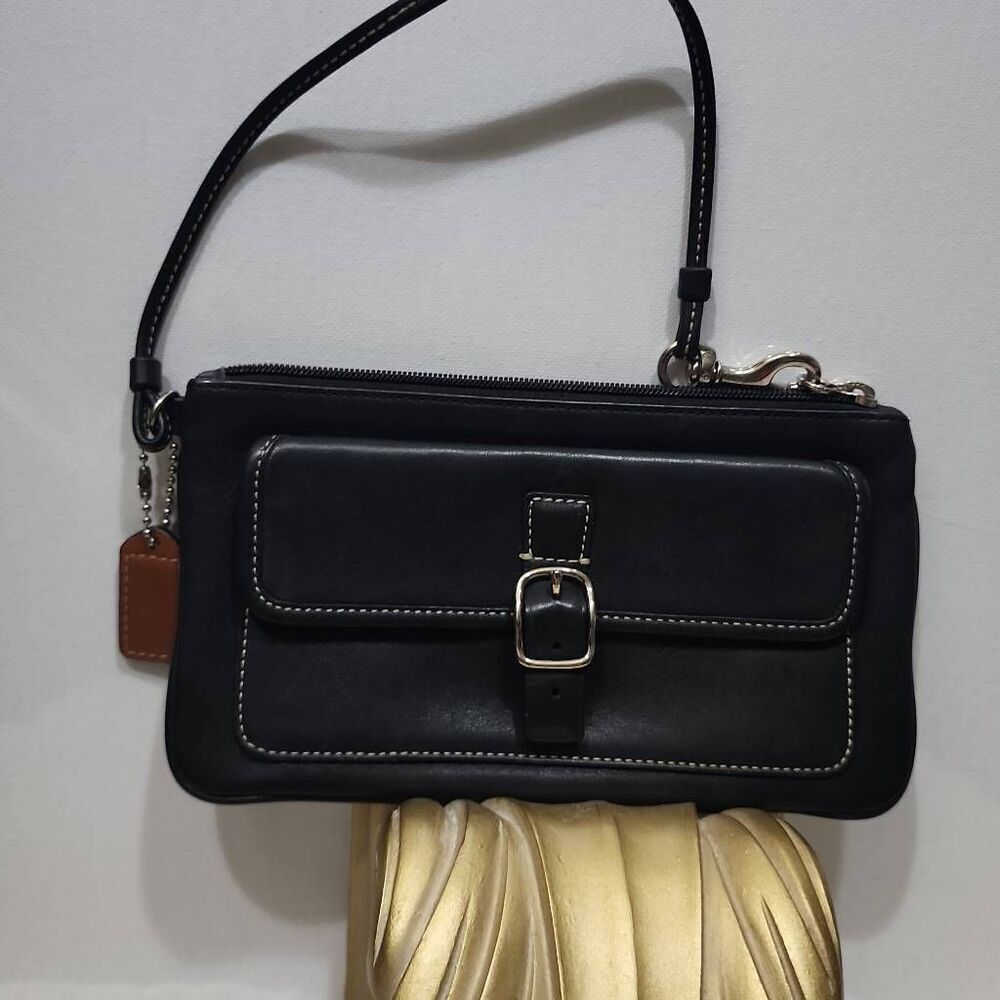 Coach Bleecker Vintage Clutch wristlet wallet. .